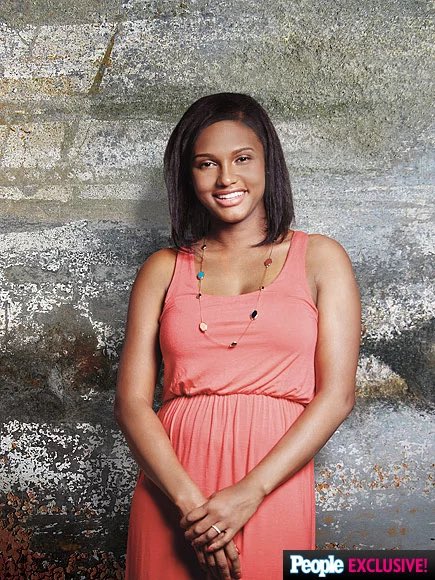 livintodo's tweet photo. Vanessa Nelson from season #3 and Gil from season 13 would be a way better match. This is what I want to see.
#MAFS #MarriedAtFirstSight #MAFSGil #perfectmatch #mafsfan @MAFSLifetime @Vanessa_MAFS https://t.co/vWS4zdf87e