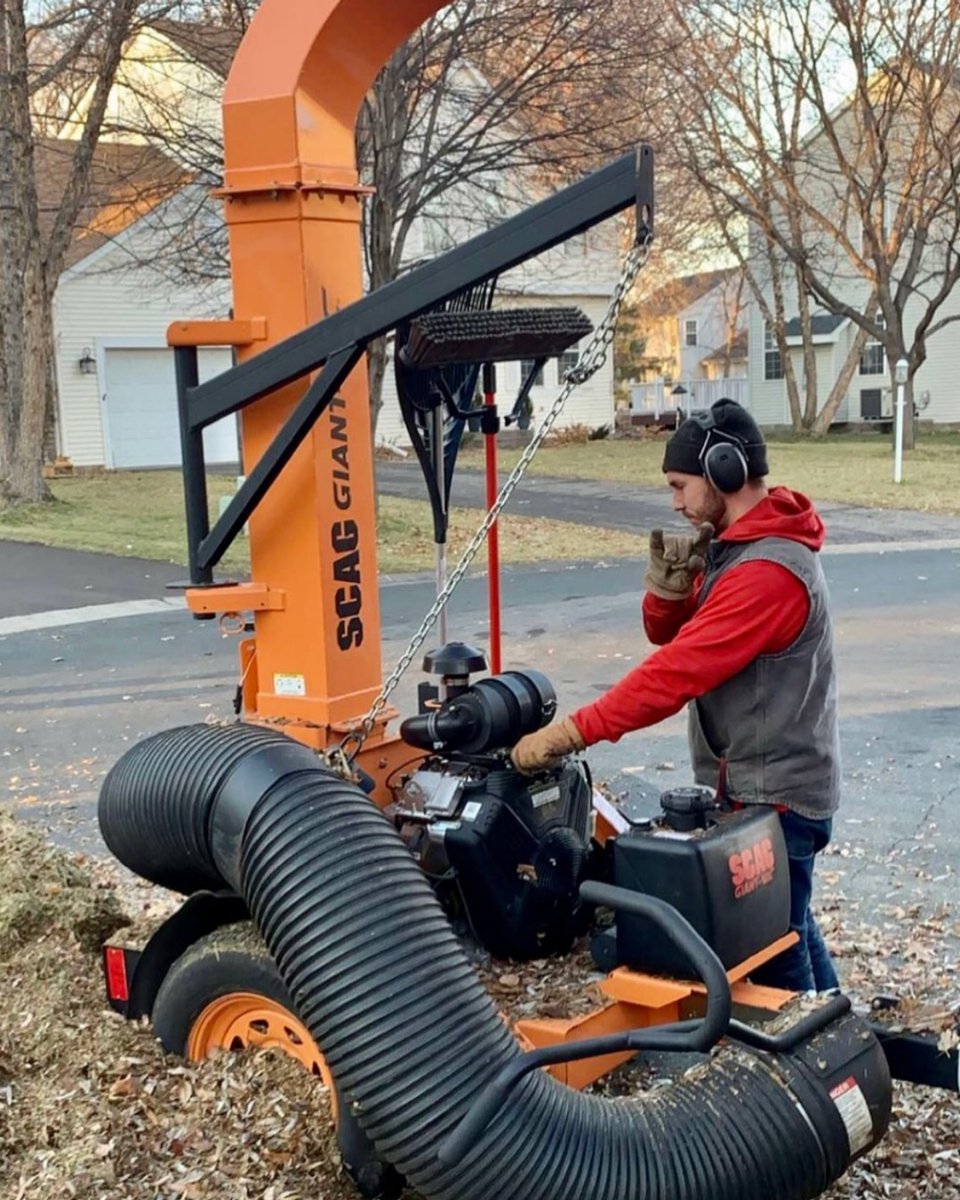 ScagPower's tweet photo. 🤘🤘🤘🤘🤘

📸 jf.premium.lawncare (via IG)

#Scag #ScagTruckLoaders #ScagNation #SimplyTheBest #TheScagDifference #CatsEyeGold #ScagMowers #Fall #FallCleanup #Lawncare #Landscaping #TruckLoader #GiantVac https://t.co/7Wz4e7LzhB