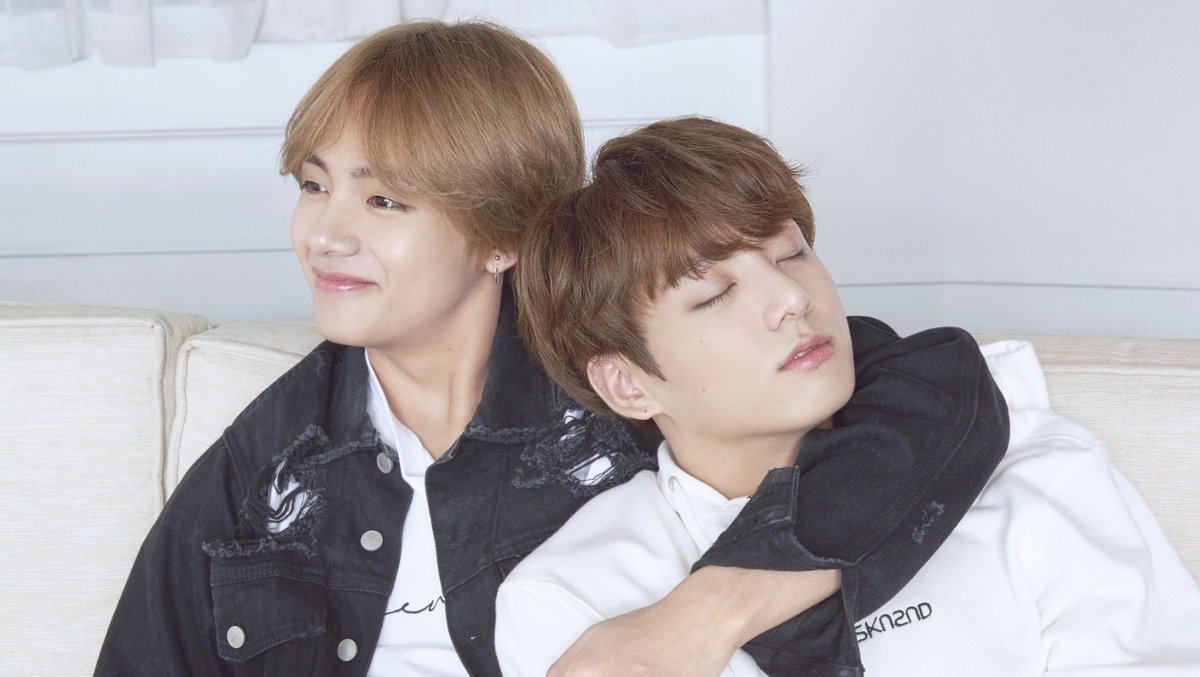 Вигуки bts. Тэхен папочка чонгука. Ви тэхен. Тэхен папочка чонгука. Тэхен папочка чонгука.