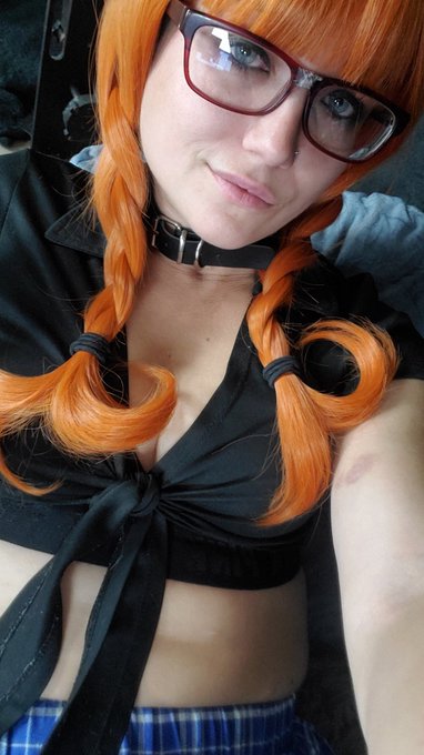 Yes my glasses are still broken but oh well lol how you can stop in to say hello while I am on chaterbate