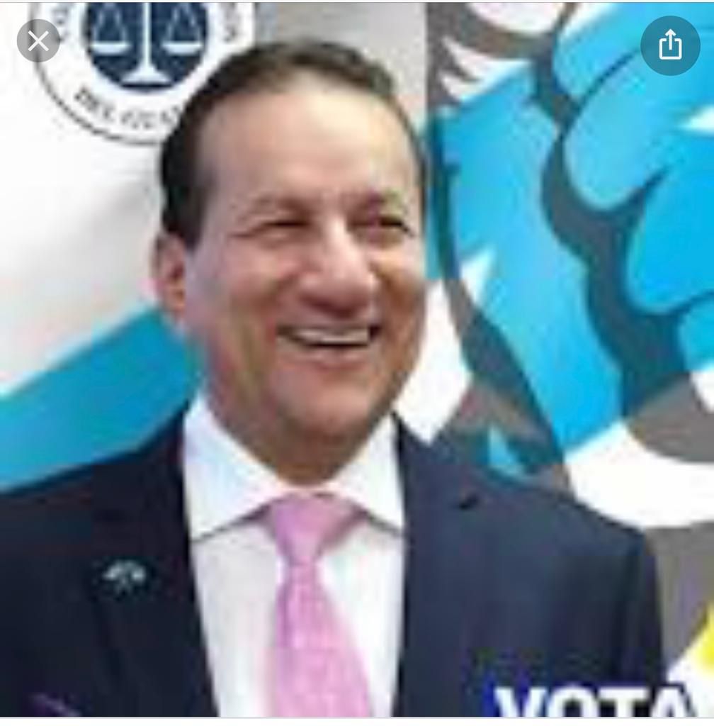 <a href="/JimmySalazarG/">Jimmy Salazar Gaspar</a> <a href="/OficialCAG/">Colegio de Abogados del Guayas</a> Descansa en los brazos de nuestro CREADOR estimado y apreciado Dr Walter Freire Chávez. Mis sentidas condolencias a su distinguida familia