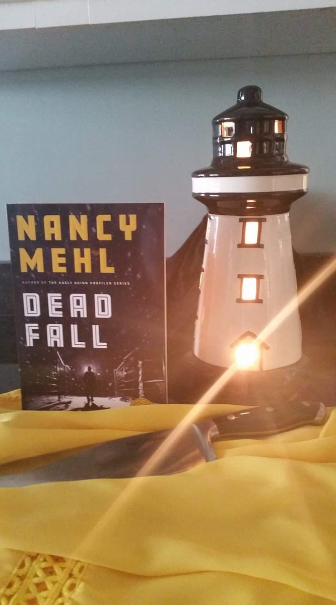 Have you read this riveting page-turner by award winning author Nancy Mehl? Almost all (5) star reviews on Amazon! What're you waiting for? 😳

Link to order: amazon.com/gp/aw/d/076423…?