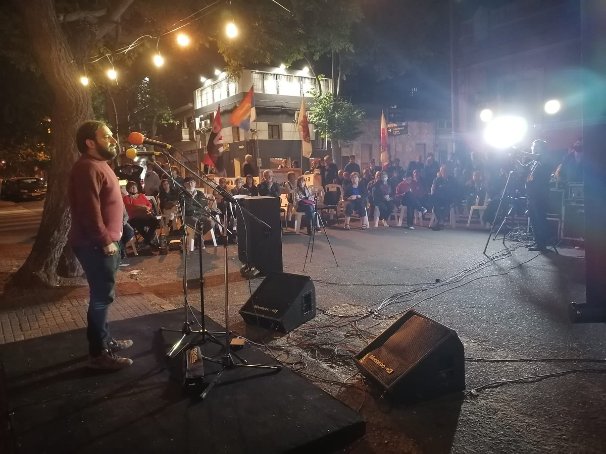 DanielGerhard5's tweet photo. Algo del lanzamiento de la 567 hoy.
Estamos para incidir en la realidad, apoyados en tanta historias de lucha, y lanzados hacia un horizonte de cambios profundos. Una sociedad donde entren todxs.
Vota en las internas del Frente, por #ElFrenteQueSeAnima https://t.co/GD0DVzgKK4