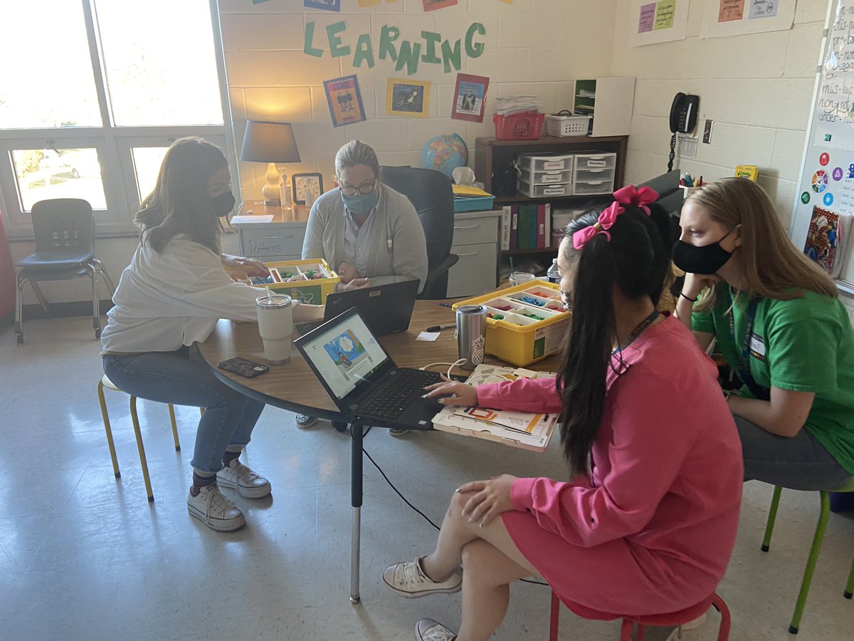 AbbySpessard's tweet photo. Overheard at 3rd grade CLT today when exploring @LEGO_Education #spikeessential kits: “Oh I can do this!” Our students learn through play and so can adults! @FDEStars @csforlcps #Algorithms https://t.co/8B4oq6ve7j