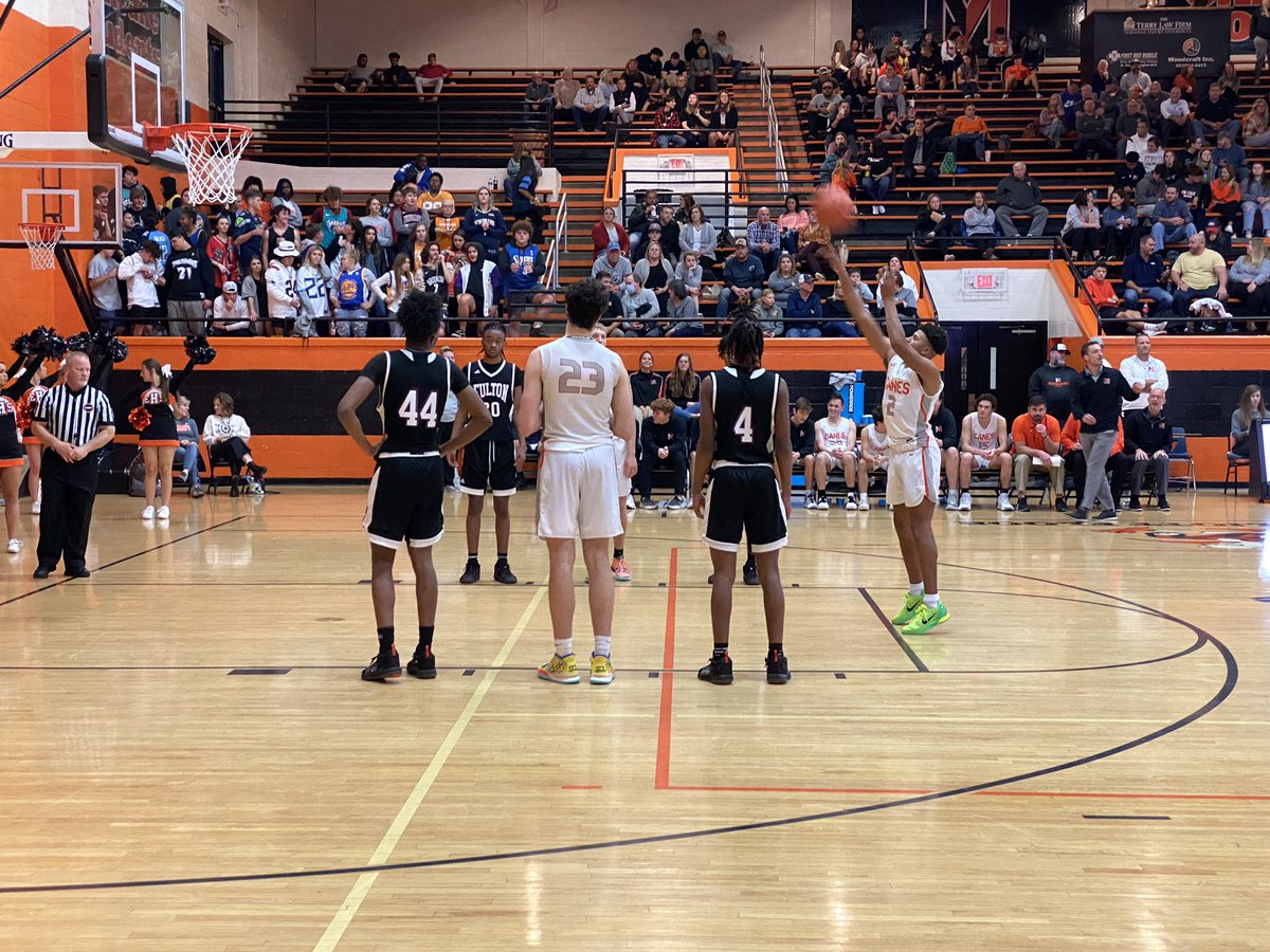 CanesVision's tweet photo. Shoutout to our Hurricane fans who turned out in FORCE for tonight’s Hall of Fame opener against Fulton! Our student athletes were 🔥tonight 🟠⚫️🌀 See you back here @ 1:30 on Saturday! https://t.co/i8efDEzAZV