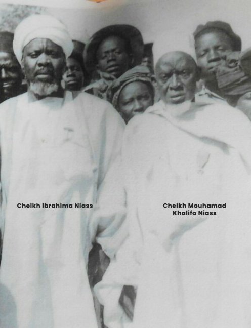 sana_massaly's tweet photo. Faydu lou wër la ñi diko wedi ngir ñu xamlen wala ñu dilen deglou. Biko Baye Niass di woté seni Serigne lafi nékalon té ken si ñom sañul wona wedi Baye. (Bis bo sobu wone ci mbiram Baye bi xam ni yag nga nek ci lëndëm) jërëjëf Baye Niass ❤🥰😍
#BarkhamaInyassi
#Faydu
#BayeNiass https://t.co/T4MjdrzWC1