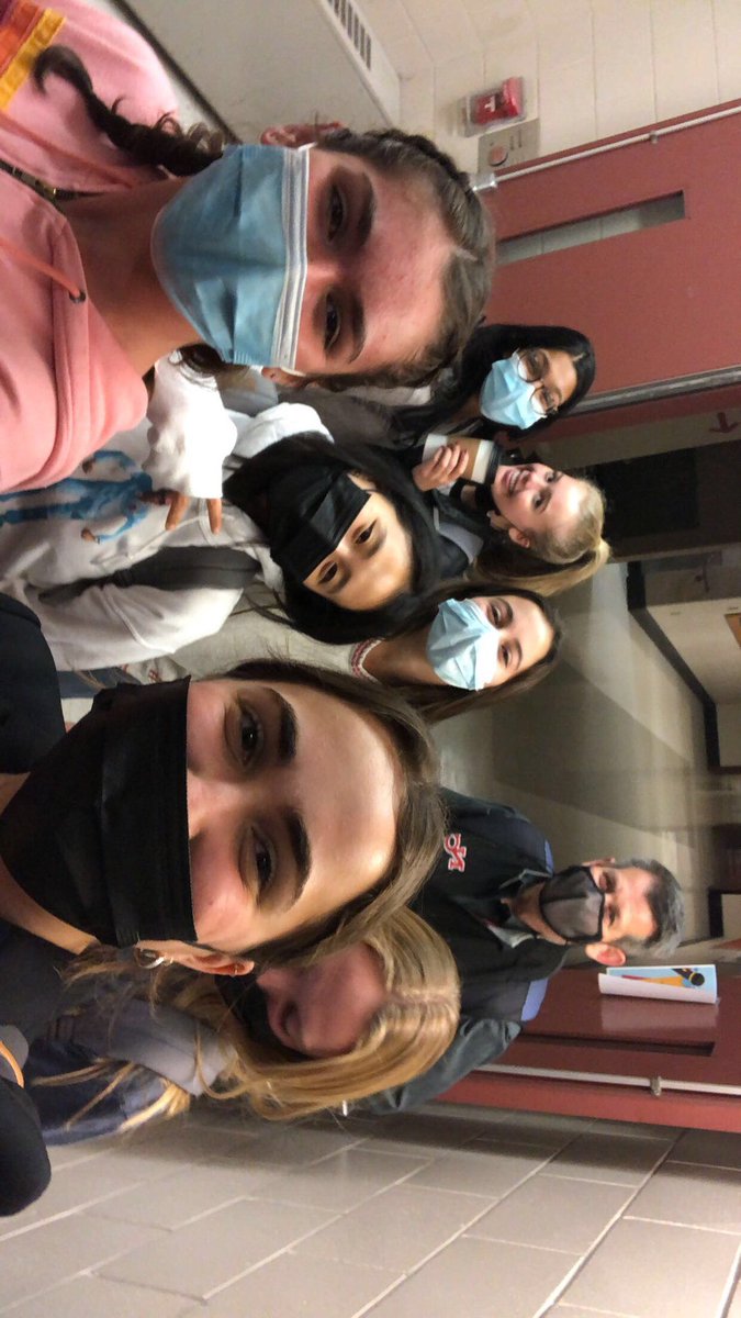 … and we are done (ish)! Look out for a new issue of the Courant next week!