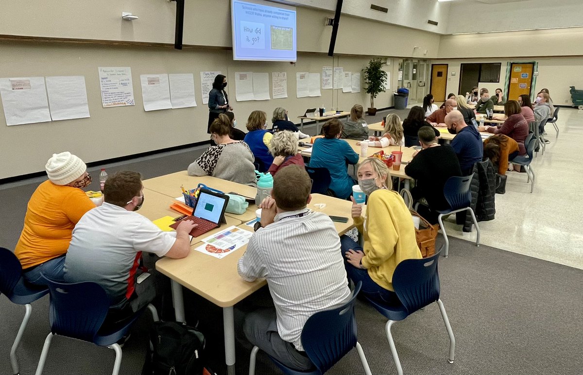WPSAVID's tweet photo. What a great evening collaborating with our #WPSAVID Secondary Site Coordinators!! Raegan kept the team engaged in feeder pattern work to improve communication & student recruitment initiatives. #teambuilding #CarouselBrainstorm #WICOR #celebrations https://t.co/JSPh1BGYZG