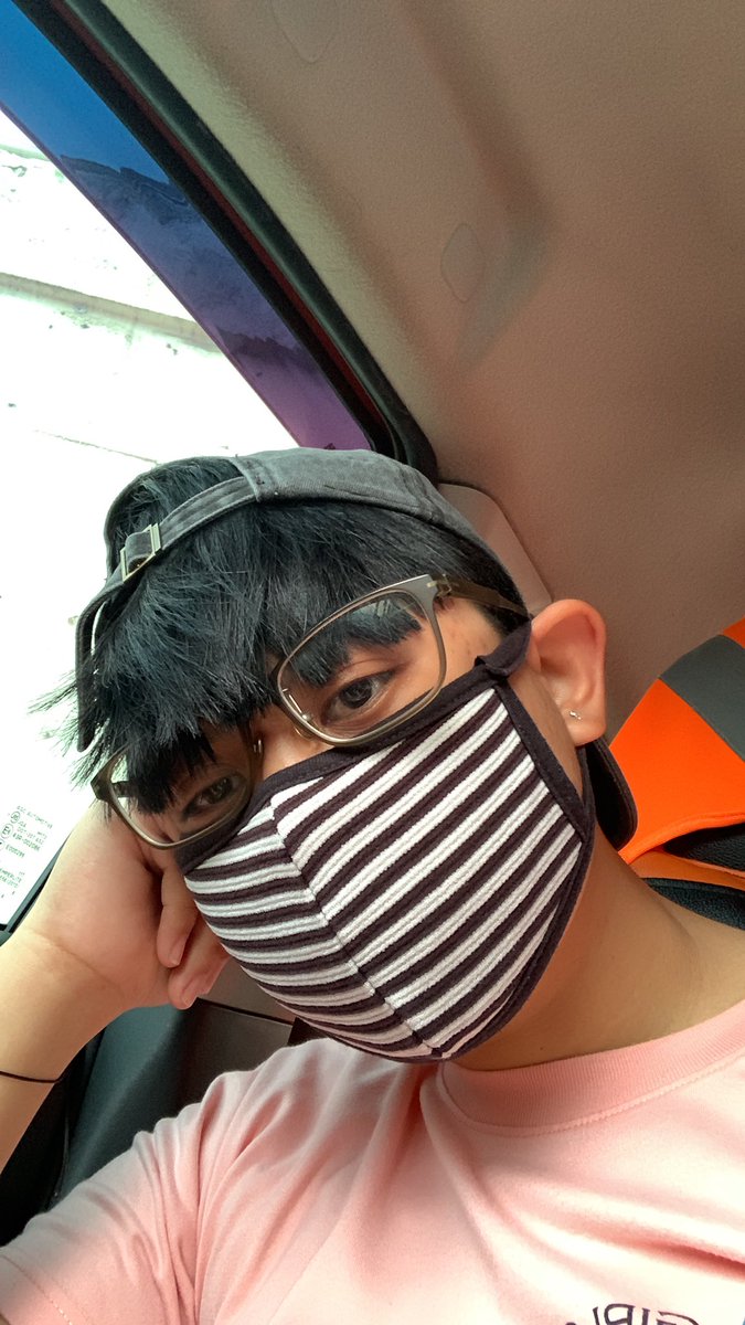 bebejengtoo's tweet image. Cute naman yung full bangs ko diba 🧐 #SeekingValidation #charot