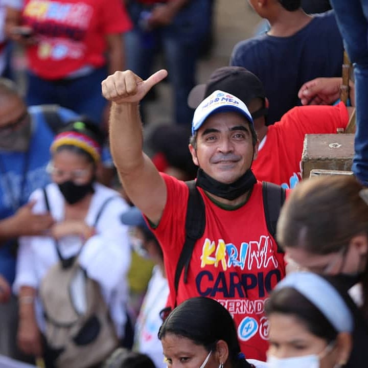 Karina Carpio tweet media