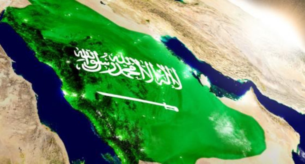 اذا شفت تغريدات لمغرد/ه سعودي يجلد دولة او مواطنين دولة صديقة او حليفة أنت مؤمن بحلفها لنا و  بصداقتها لنا وما تبي تفزع معه خله على راحته و أعلم انه ما جلدهم ولا تعرض لهم الا بعد ما افتحوا جبهه عندهم لمحاربة المملكة العربية السعودية و شعبها #كن_سعودي_وفقط