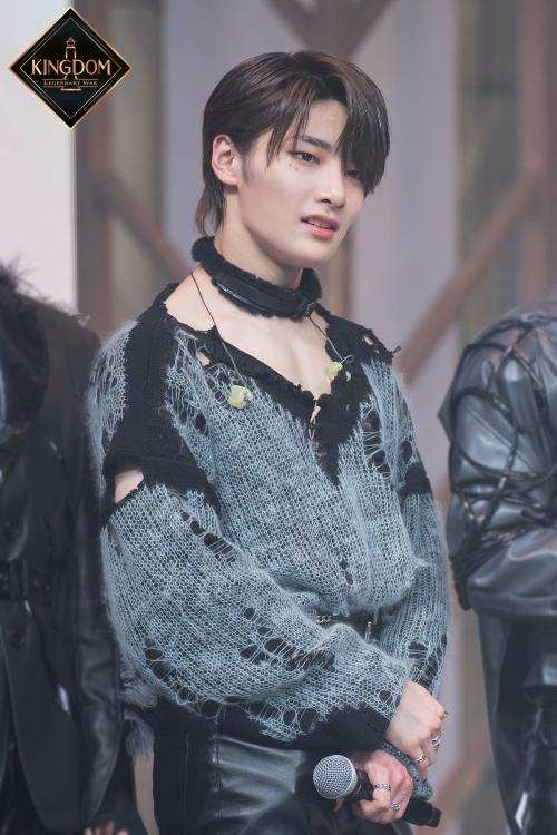 StJeongin's tweet photo. En Stray Kids pueden hacer de todo cada miembro, I.N sorprendes con tu baile tan hermoso :3
I vote #straykids for Worldwide Fans' Choice Top 10 #MAMAVOTE https://t.co/QKoyTfHZBR
