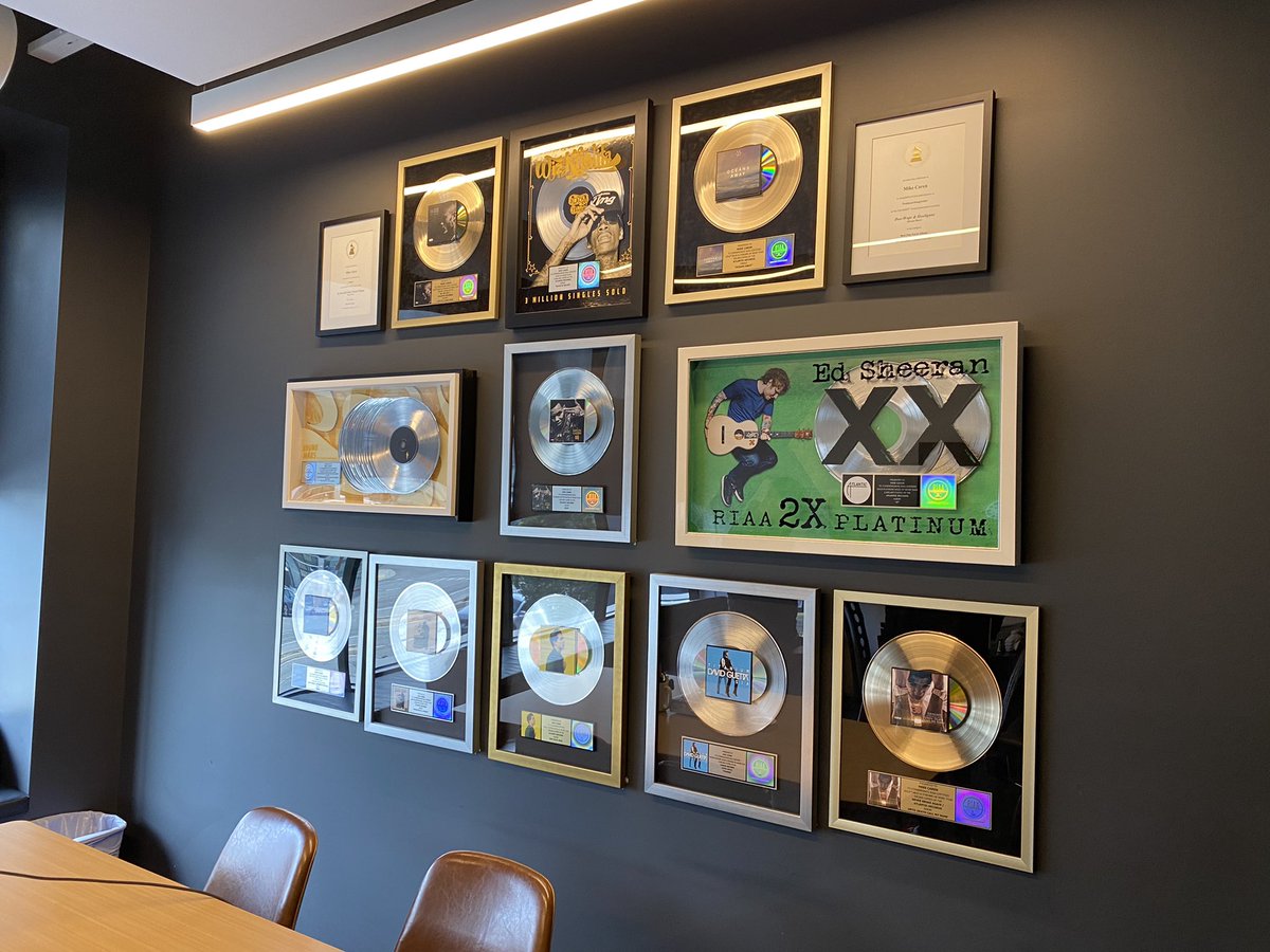 APG meeting for @NickNashBeats <a href="/Viral_Collect/">Viral</a>