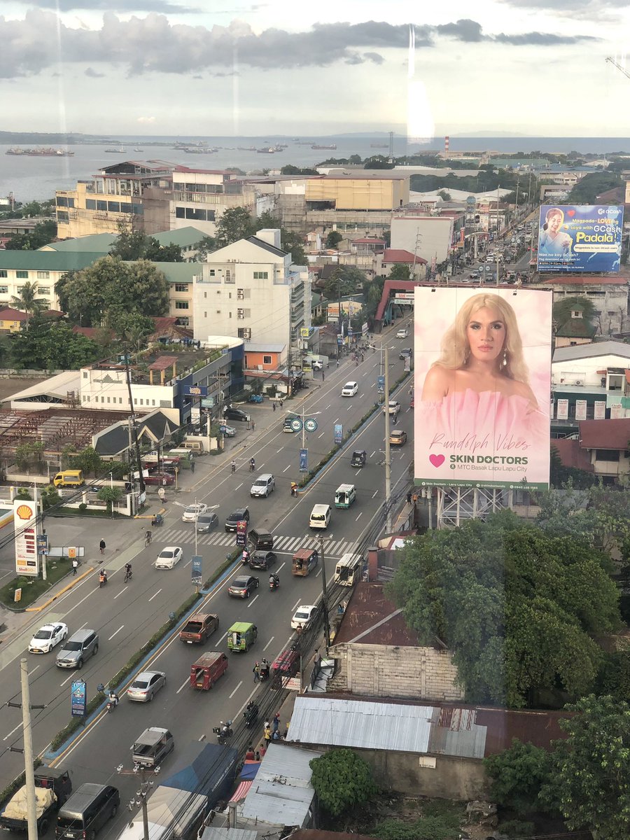 rundolphvibes's tweet photo. mosamot napod ka-traffic ang Cebu tungod aning nawnga! https://t.co/E8zn3bsyZ1