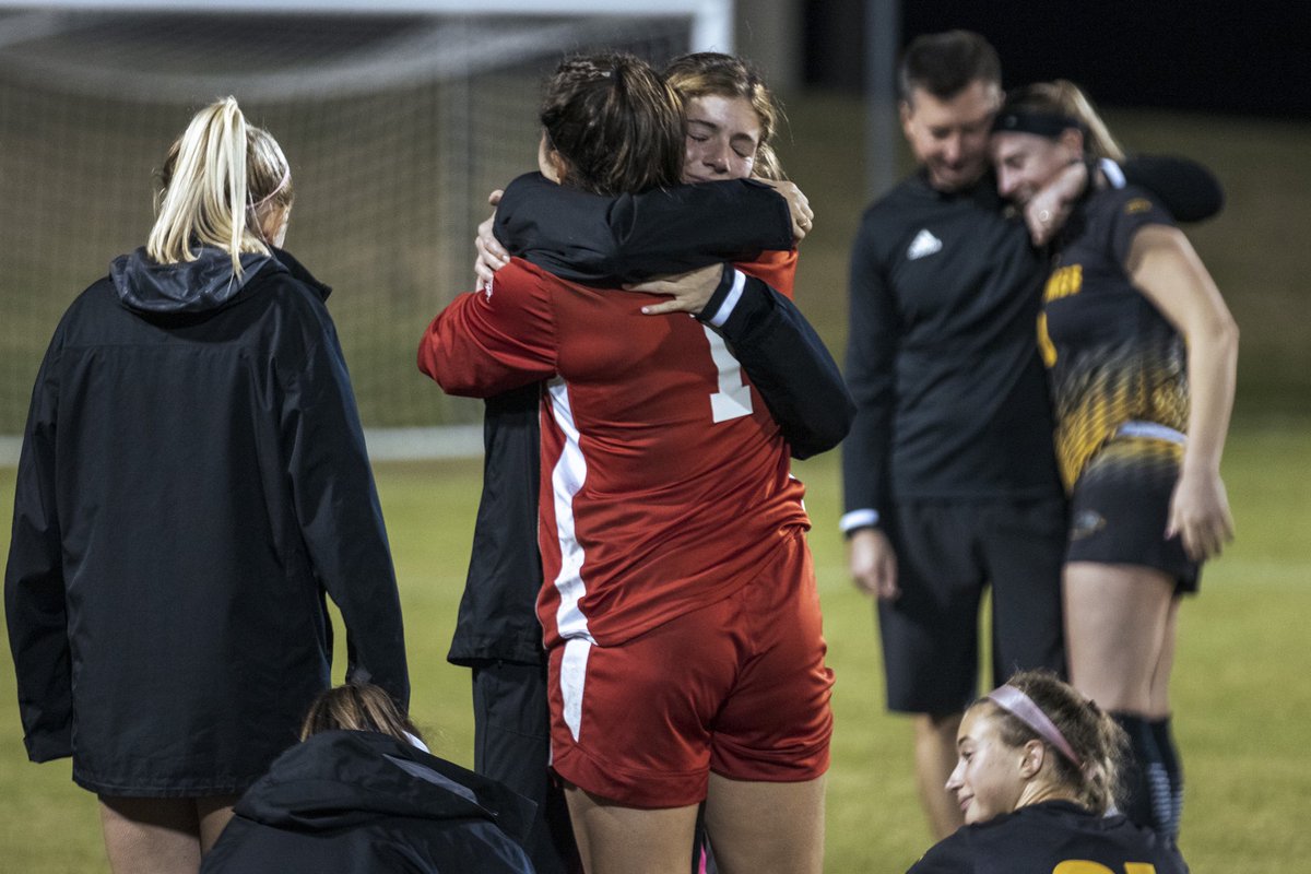 MKE_WSoccer's tweet photo. 𝐓𝐡𝐚𝐧𝐤 𝐲𝐨𝐮, 𝐟𝐚𝐧𝐬
𝐓𝐡𝐚𝐧𝐤 𝐲𝐨𝐮, 𝐟𝐚𝐦𝐢𝐥𝐢𝐞𝐬
𝐓𝐡𝐚𝐧𝐤 𝐲𝐨𝐮, 𝐬𝐞𝐧𝐢𝐨𝐫𝐬

We couldn’t have done it without you💛 https://t.co/9dBcB3p3FJ