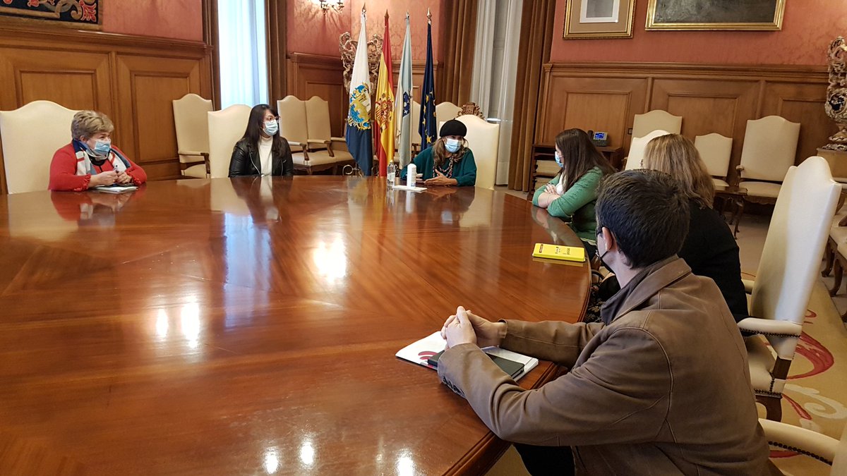 depo_es's tweet photo. 👋 Despedimos o persoal que traballou en 2 proxectos europeos liderados pola @depo_es que veñen de rematar: 🛳 @IN40_naval (adaptación do sector á industria 4.0) e 🔋 @PEstraee (xestión do lixo electrónico)

O noso recoñecemento ao traballo realizado 💛💛💛 https://t.co/tuIwMnJHAi
