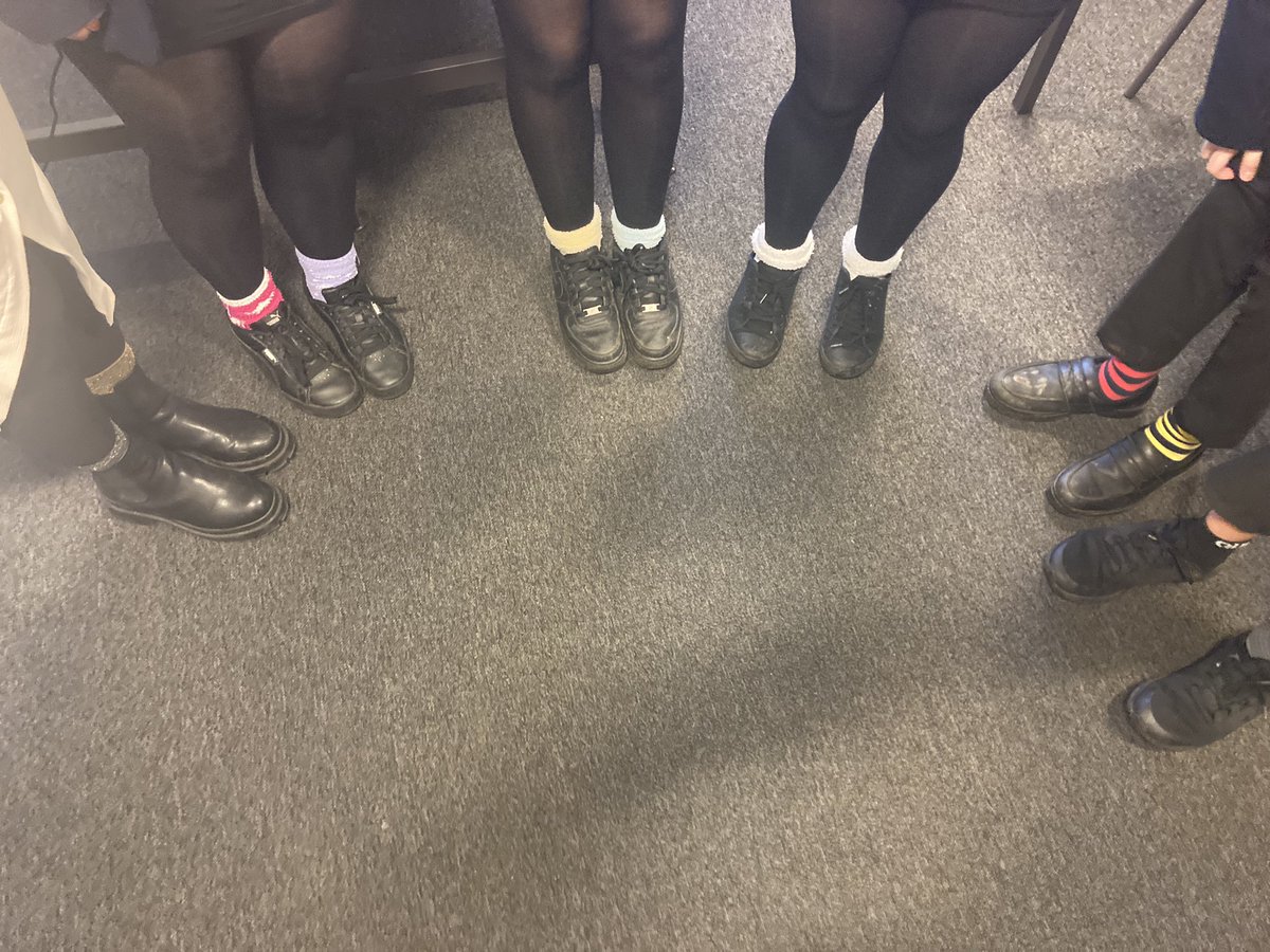 EnglishDeptHHS's tweet photo. 8SG proudly wearing odd socks for @BBCCiN @hawthornhighsch https://t.co/gaLhh0iHgy