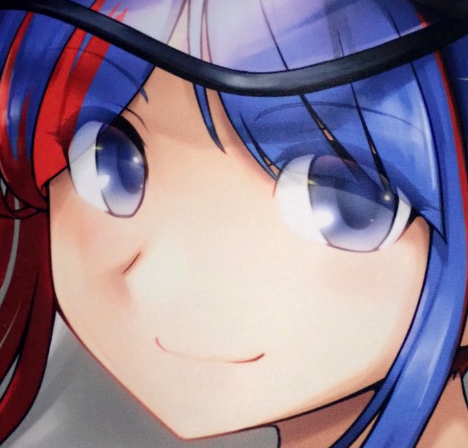 サウスダコタさん抱き枕のサンプル届いたので片方開封してみてますが綺麗に出来てて満足&一安心ですワー。
尻も足裏も実寸大なので不審な僕の手と比較するとこんな感じ。 https://t.co/OoG7M2dcdk 