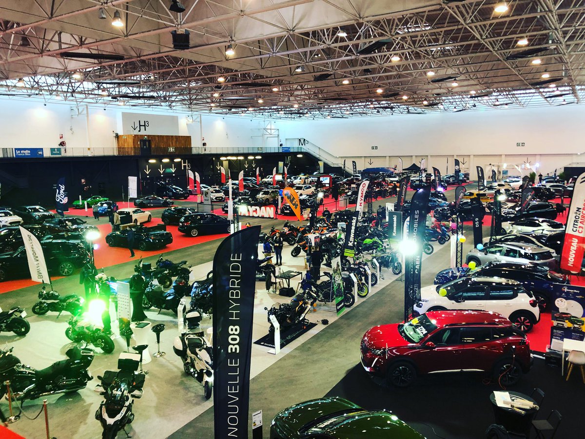 CaenEvenements's tweet photo. Le #SalonAutoMoto vient s’ouvrir ses portes … nous sommes heureux de vous accueillir pendant 3jours. 
Ce soir, une nocturne jusqu’à 21h, nous vous attendons … 

#SalonAutoMoto #ParcExpo #motos #autos @C_au_Carre https://t.co/mYoaXsTwVL