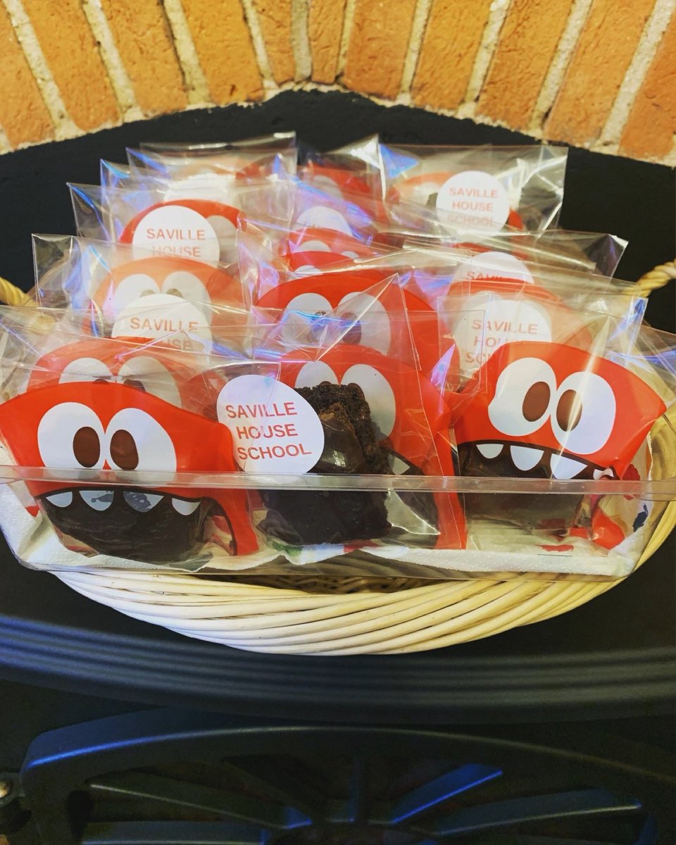 SavilleHouse's tweet photo. 🌟Children in Need🌟

How amazing are these homemade brownies for Children in Need 🙌🏼

We really do have the best parents and children ☺️

#childreninneed #parentalengagement #supportfromparents #savillehouseschool #teamSHS https://t.co/wLL0nBn5cf