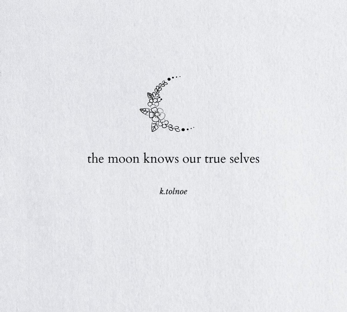 PoemHeaven's tweet photo. the moon. https://t.co/hJ20EQmEIK
