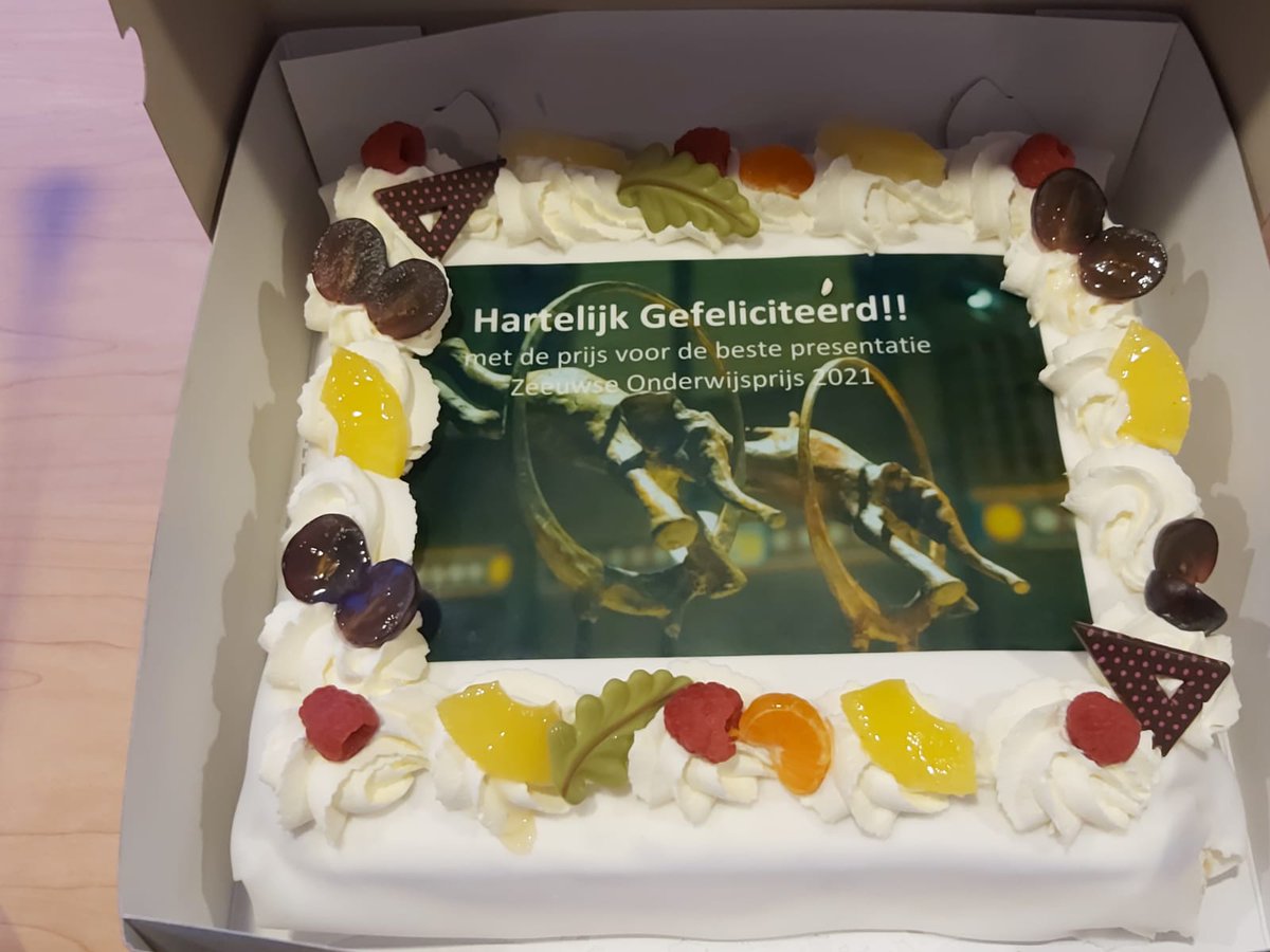 Gister vond de provinciale uitreiking van de #NationaleOnderwijsprijs plaats in Zeeland. Basisschool Nobelhorst uit Hulst (po) en het Goese Lyceum en de Mytylschool De Sprienke (vo) werden de winnaars. Zij gaan door naar de finale. 
nationaleonderwijsweek.nl/artikel/goklas…
#NOW2021 #onderwijs