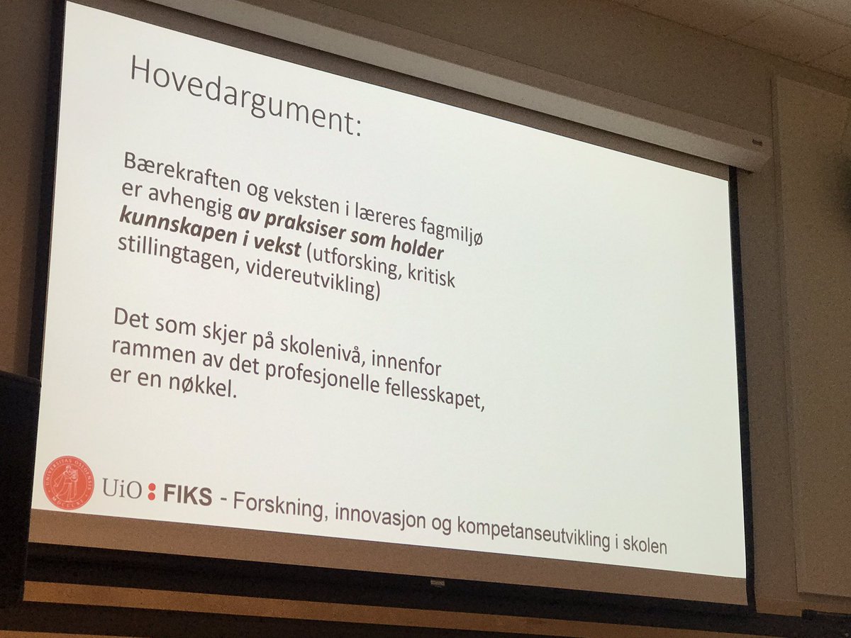 ogilje's tweet photo. Hvordan kan vi engasjere dyktige lærere i et samarbeid som føles relevant for profesjonsfellesskapet?
Eli Tronsmo og Marte Lorentzen @UiO_FIKS holder åpningsforedraget på den siste nasjonale samlingen @hvl_no for den desentraliserte ordningen. #dekomp #lærerspesialister @Udir https://t.co/piSaHmEeZ9