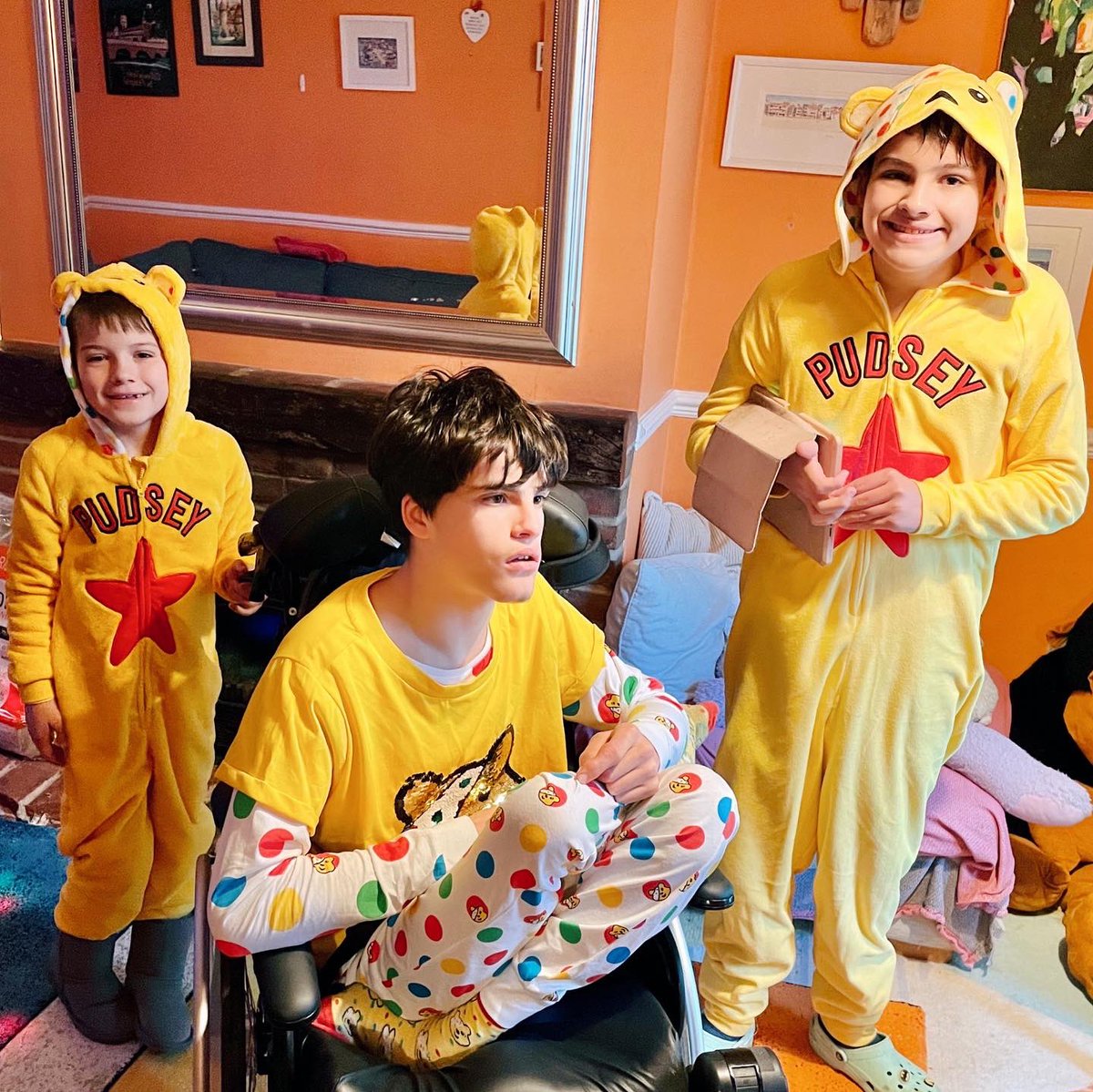 BeckyAnneMartin's tweet photo. #ChildreninNeed π₯° my little pudseys π₯° #disability #wheelchair #profoundlearningdisability & #autism #awareness https://t.co/yKpCT2lkYP