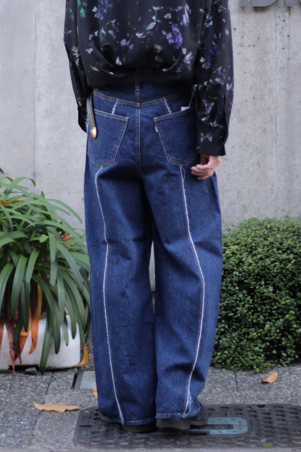 JieDa USED LOOSE FIT JEANS www.albaraka-ins.com