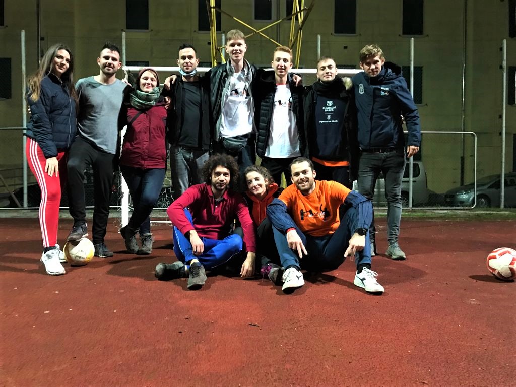 GeaSociale's tweet photo. GEA Coop Sociale ha ospitato il tpm del progetto Erasums+Sport #ONSIDE per un calcio amatoriale antirazzista✊🏿✊✊🏻⚽️
Ringraziamo i partner per aver partecipato e aver ampliato il materiale da poter distribuire nei club amatoriali per un calcio più inclusivo
#ONSIDE #fightracism https://t.co/1nZzjChw73