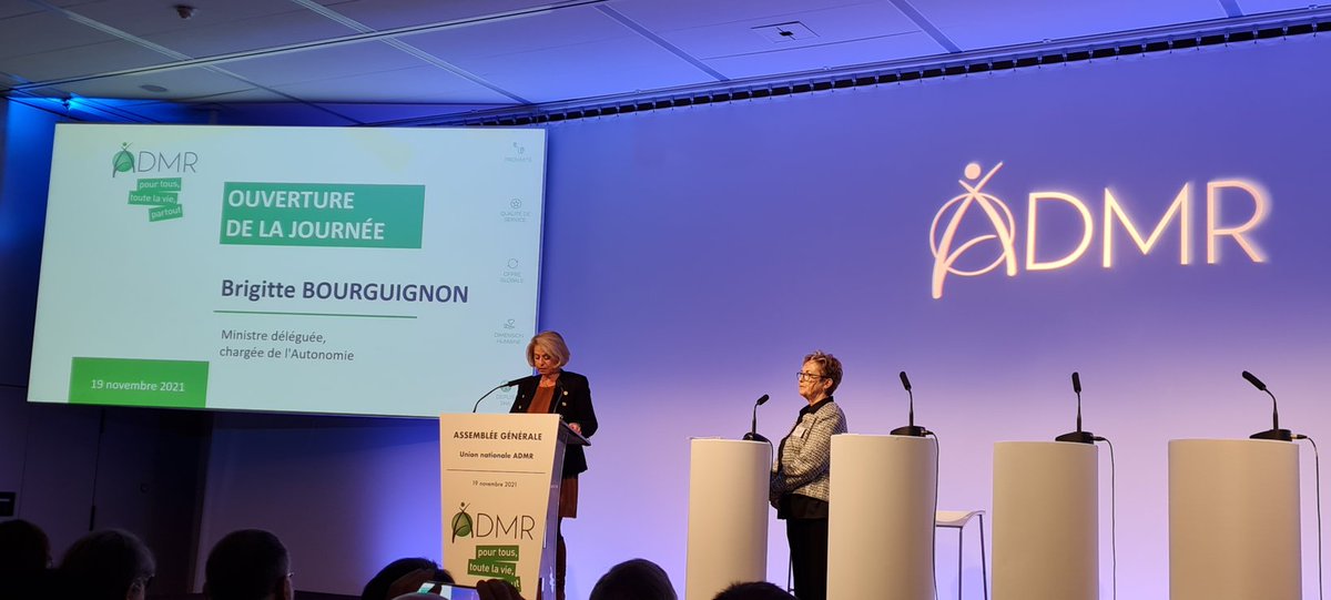 NicolasSaillour's tweet photo. Brigitte Bourguignon, ministre chargée de l'autonomie, à l'AG de l'union nationale ADMR :
"Accompagner le grand âge,  ce n'est pas accompagner la dépendance, c'est accompagner la vie". https://t.co/39sYtYl6VV