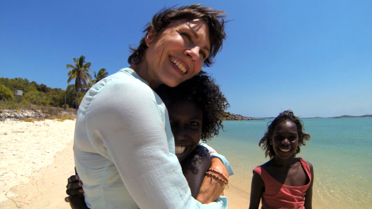 lirrwi's tweet photo. There are wonderful friendships and memories to be made when you visit a Yolngu homeland in East Arnhem Land, NT. Check out our multi-day tours and book your Adventure in Culture for 2022. 
.
.
Image: @australia
#northernterritory #arnhemland #yolngucountry https://t.co/w2T2AOIPZm