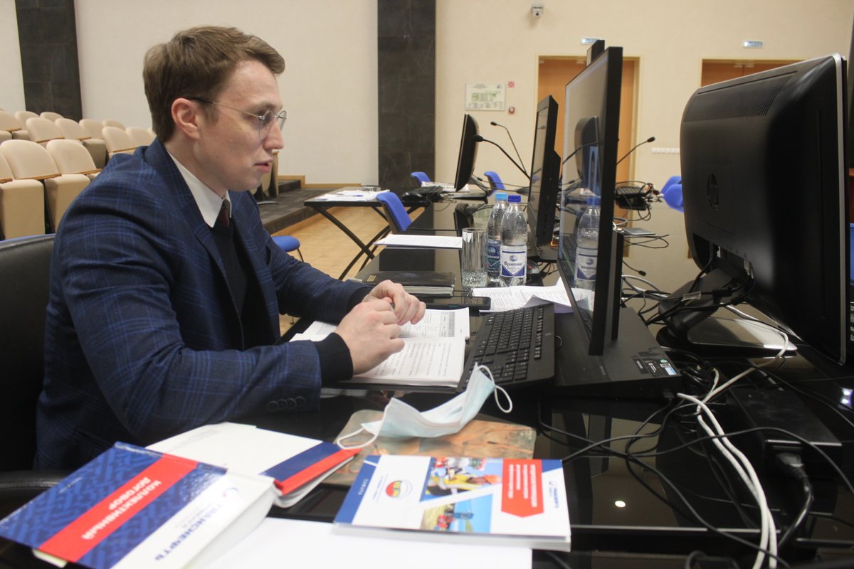 СамИПД 17-18.11.2021г. провел онлайн обучение уполномоченных Объединенной Первичной профсоюзной организации АО "Транснефть-Приволга" по охране труда. С приветственным словом выступил председатель Авраменко Владимир Петрович.