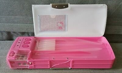 lexeeanne's tweet photo. nuh uh…if you didn’t have THESE don’t EVER claim you was widdit 😂 https://t.co/4q7Yr2LHFf