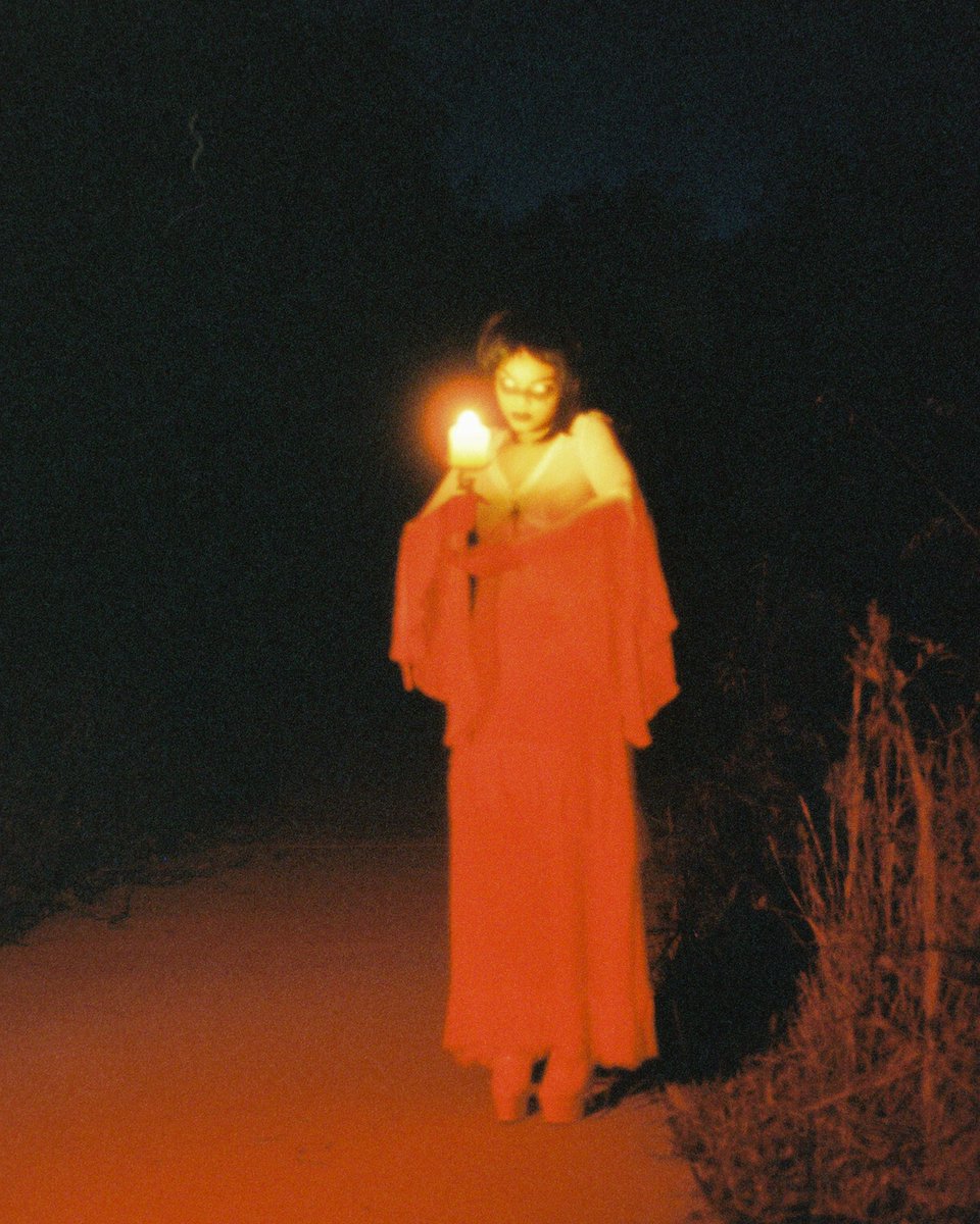 Tretookthese's tweet photo. Witch in the woods Pt. 2 🕯// 🎞
- Shot with my new film camera. Lmk what you guys think!🤘🏾 https://t.co/ACMX4aCi1q