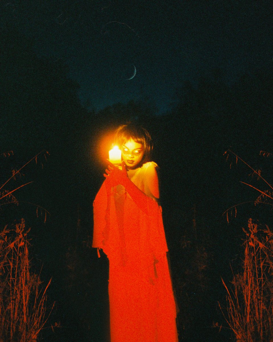 Tretookthese's tweet photo. Witch in the woods Pt. 2 🕯// 🎞
- Shot with my new film camera. Lmk what you guys think!🤘🏾 https://t.co/ACMX4aCi1q