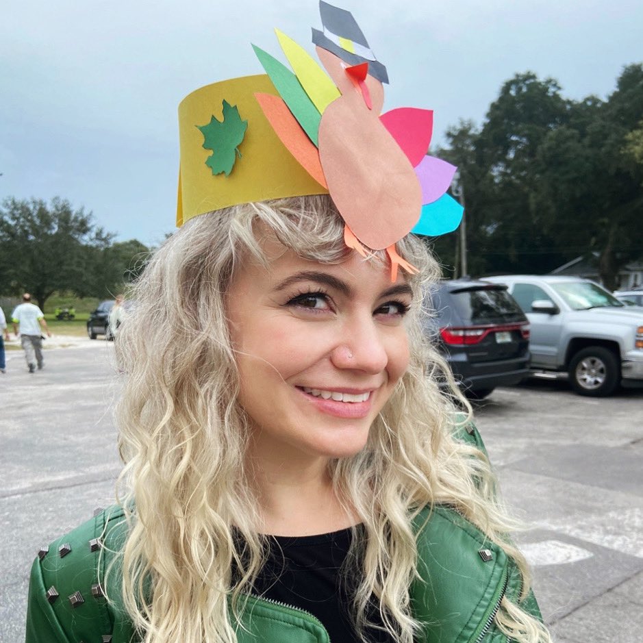 kellydollyrot's tweet image. New fashion accessory made by @daisydollyrot 🦃
#turkeyhead