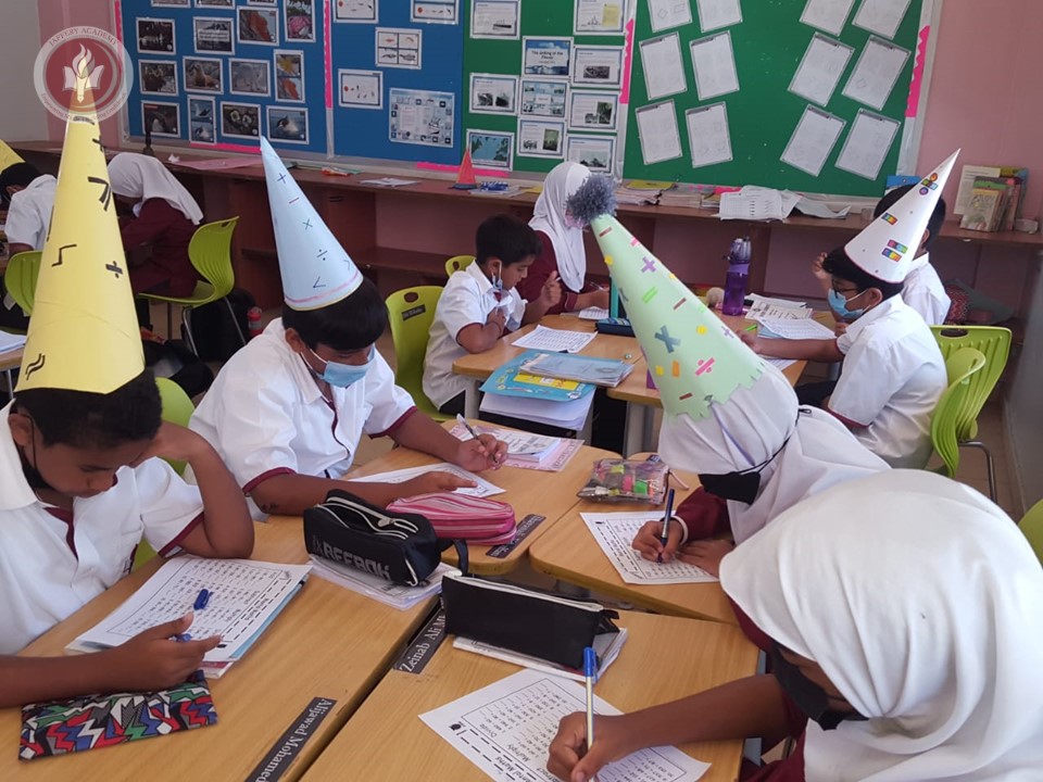 JafferyAcademy's tweet photo. Year 6 candidates honing their Mathematical skills during this awesome #MathMarathon. We love the math hats!!! Do you?
#maths #mathmarathon #juniorschool #jafferyacademymombasa https://t.co/2pDSxPE3wi