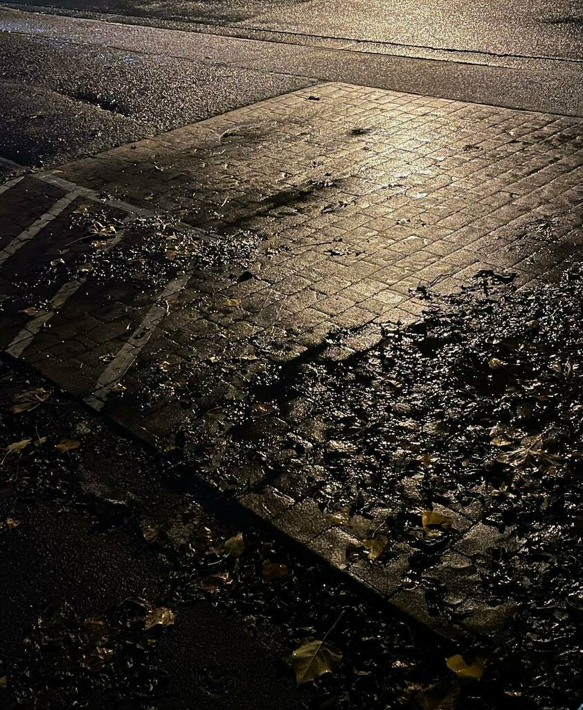 Kwaichi1969's tweet photo. #night #light https://t.co/4mMCTXMXd0