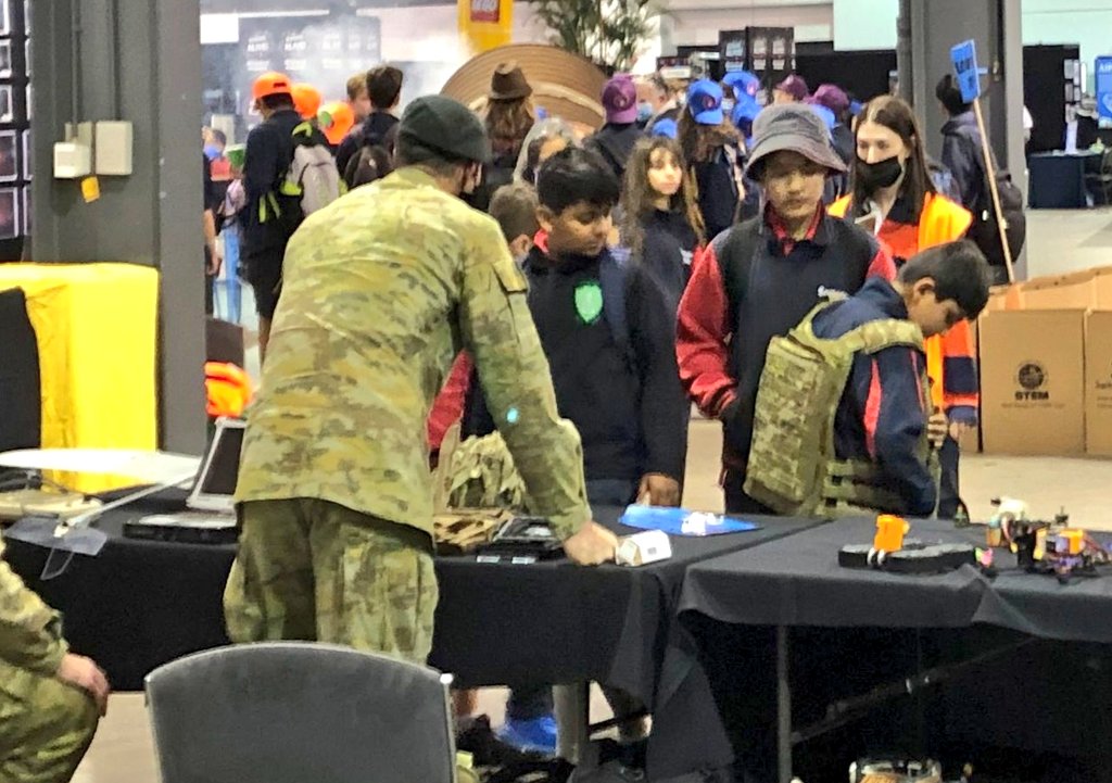 AUADRT's tweet photo. We're at @sciencealivesa for school #STEM Day! Drop by during the weekend to see @AustralianArmy #DroneRacing Team and @7th_RAR #WaspAE and #BlackHornet!
#SendIt!
@HLCAusArmy  @comdforcomd @DG_TRADOC @DGAvnAusArmy @HQ_1Bde https://t.co/jVwEN81Dfu