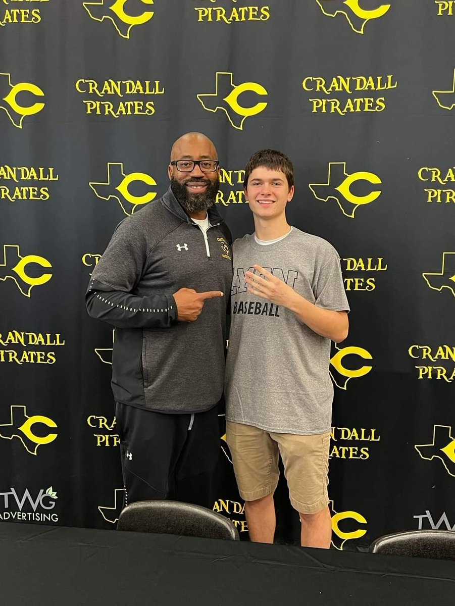 Congratulations Pierce Corbo! Pirate Nation is proud and looking forward to seeing you playing middle infield at Lyon College.🏴‍☠️💪🏀⚾️