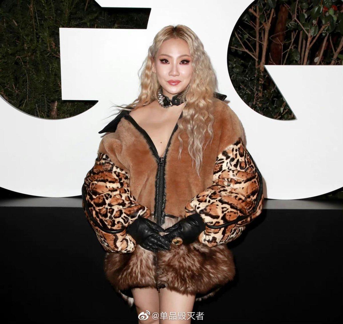 QueenCL_com's tweet photo. #CL @chaelinCL attend GQ Men Of The Year 2021 https://t.co/HMdoJbGhmU