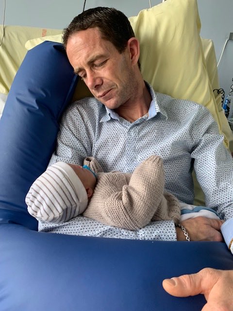 finisterien's tweet photo. Je vous présente Younn, qui fait le bonheur de ses deux grand frères. Et évidement des ses parents. La Bretagne sera plus forte désormais. https://t.co/fjmE3WPYWH