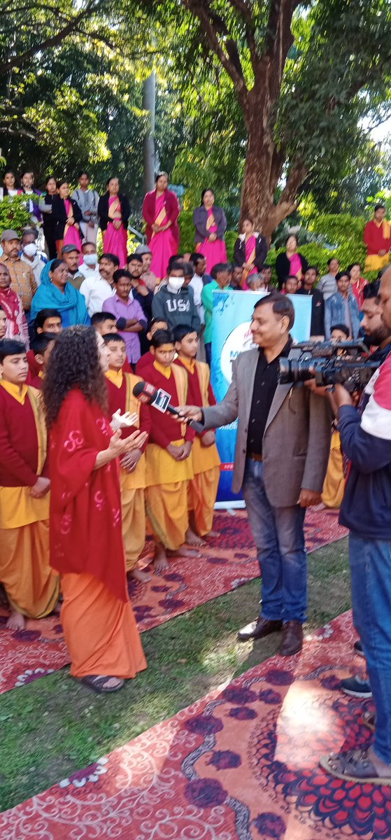 '#toilets are our friend,' declares Pujya @SadhviBhagawati at the #MissionPaani #WorldToiletDay #Eanitation #Forum on @CNNnews18 LIVE!

@harpic_india @ThisIsReckitt @wash_alliance