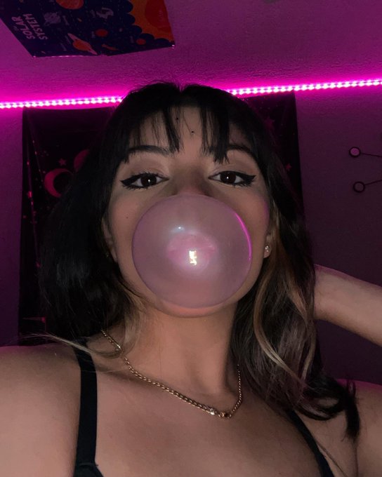 https://t.co/0VWPugLA28<a href="/tag/onlyfans"class="tags"><span>#onlyfans</span></a><a href="/tag/angdafuq"class="tags"><span>#angdafuq</span></a>
