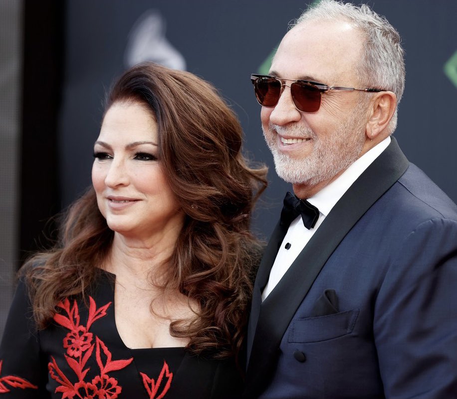 madijayne2's tweet photo. I mean!! ❤️‍🔥❤️‍🔥❤️‍🔥❤️‍🔥 Sexiest Couple at the Latin Grammys Award goes to @GloriaEstefan y @EmilioEstefanJr!! Congrats again on winning for Best Contemporary Tropical Album with #Brazil305!!! GIRL! You killed it tonight mama! ❤️🥰😍 https://t.co/37F7b5ze40