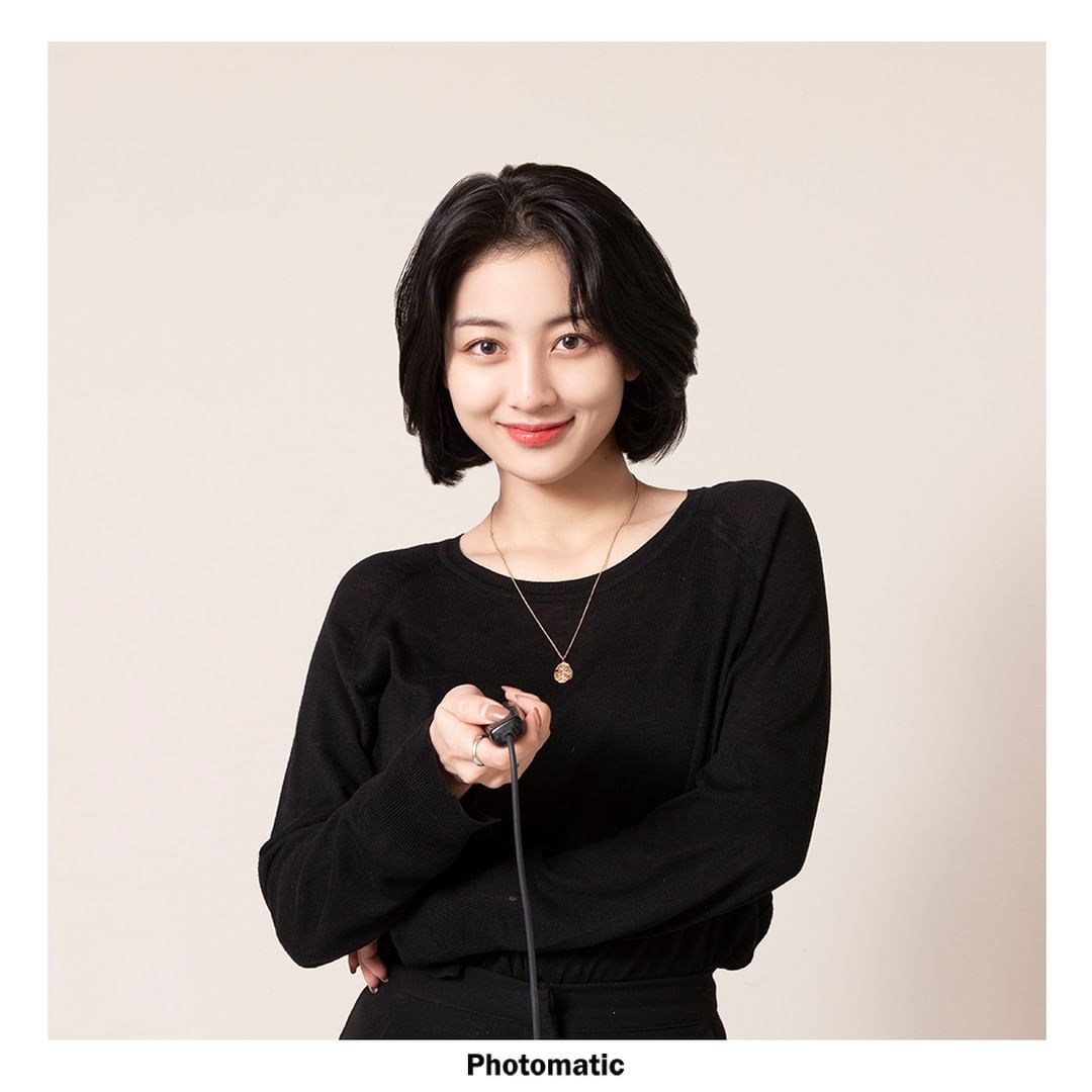 FEiVM-2VEAE9Mer?format=jpg&name=medium