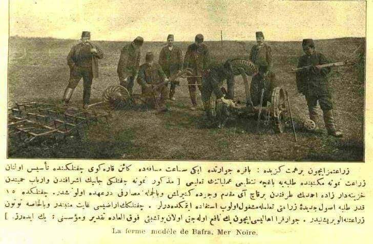 Dedeli_METAL's tweet photo. 1915 Yılı Karaköy Çiftliği Bafra Ziraat Numune Mektebi Bahçe Tanzimi Ameliyesi...
#meb #üretenokullar #dogaltarim #mesleklisesimemleketmeselesi
#tarımbizimgeleceğimiz #meslekliselerigelecegimiz #saglikligida #YesilELMAS #okuluretimi https://t.co/hCSVAWrw2i