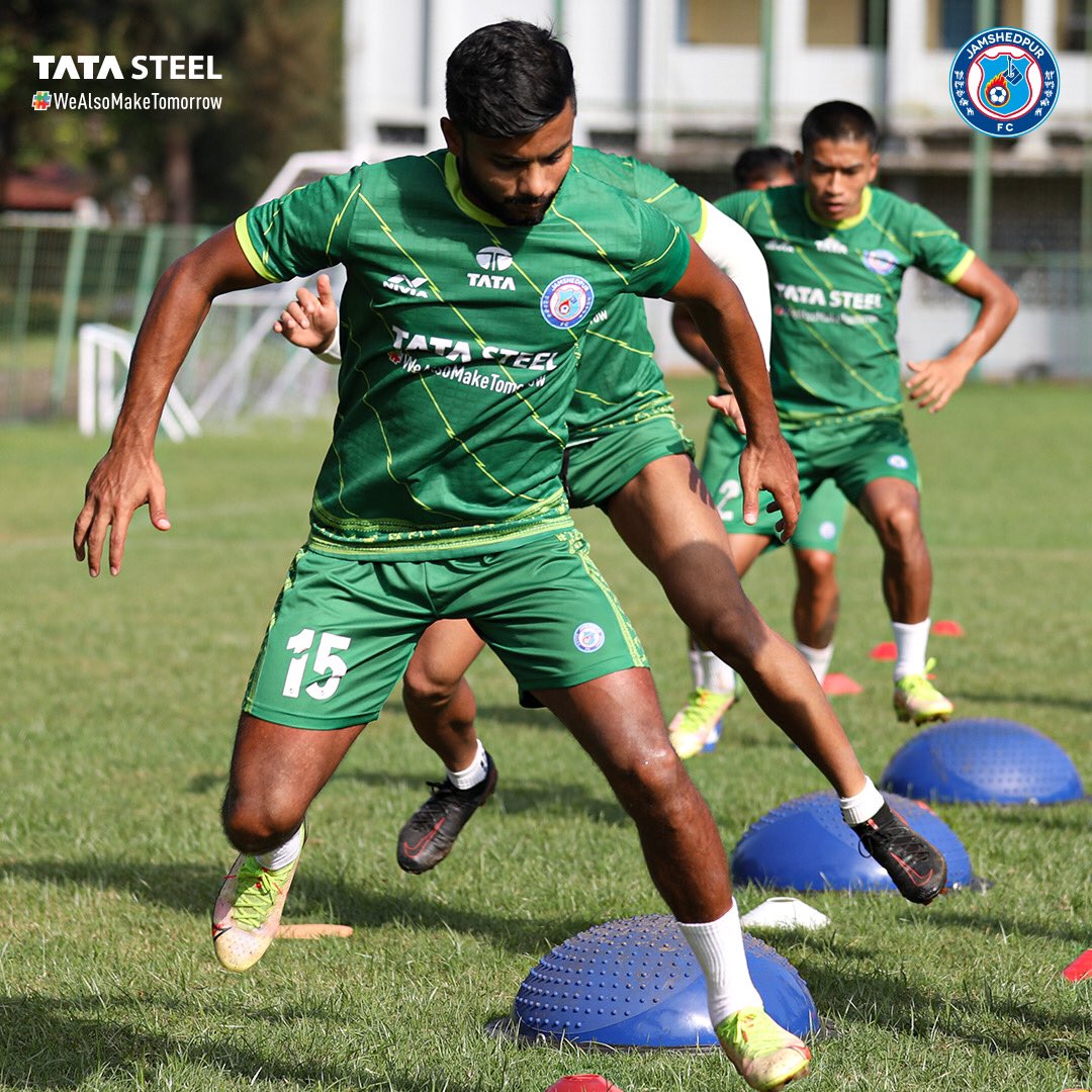 ISL 2021-22 LIVE: Manolo's SC East Bengal to start campaign against Owen Coyle's Jamshedpur- Follow Live Updates