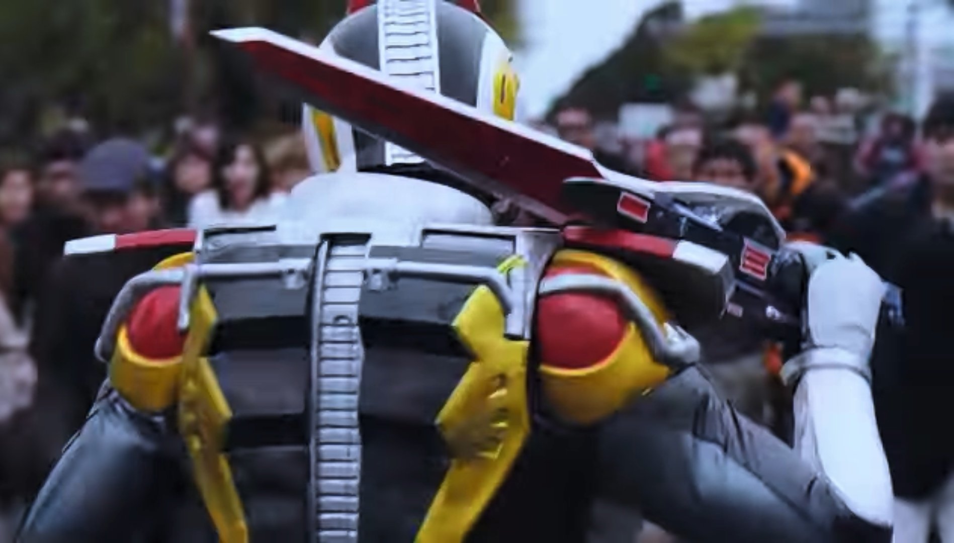 龍尊悶z 映画史に残るカッコ良い登場シーン 平ジェネforever いーじゃんいーじゃんスゲーじゃん いーじゃんいー じゃんスゲーじゃんっと へへっ T Co 2sdtd15n0n Twitter